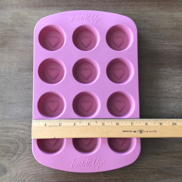 Tone It Up Mini Muffin Tray - Picture 4 of 4